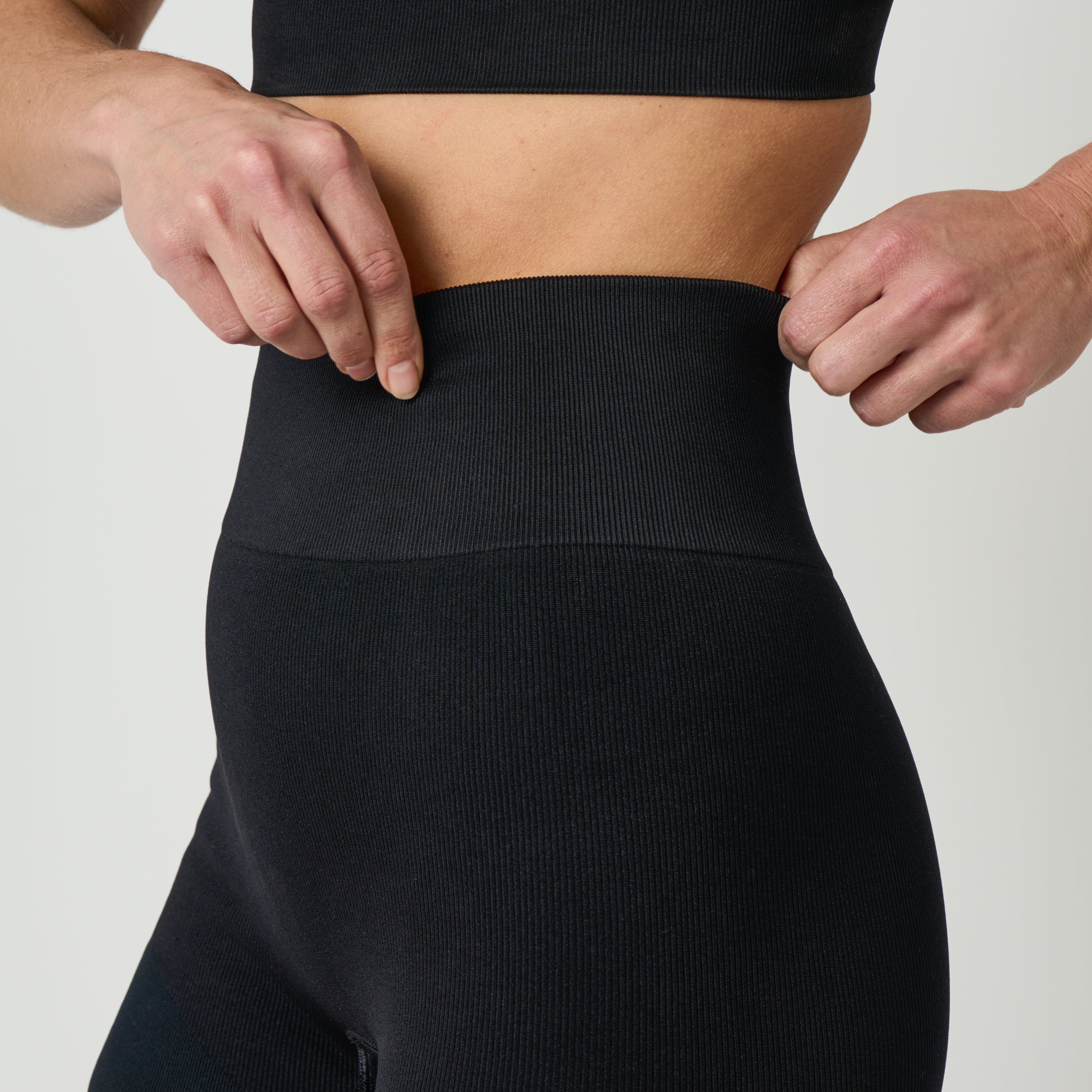 Supportive Seamless Shorts - Black